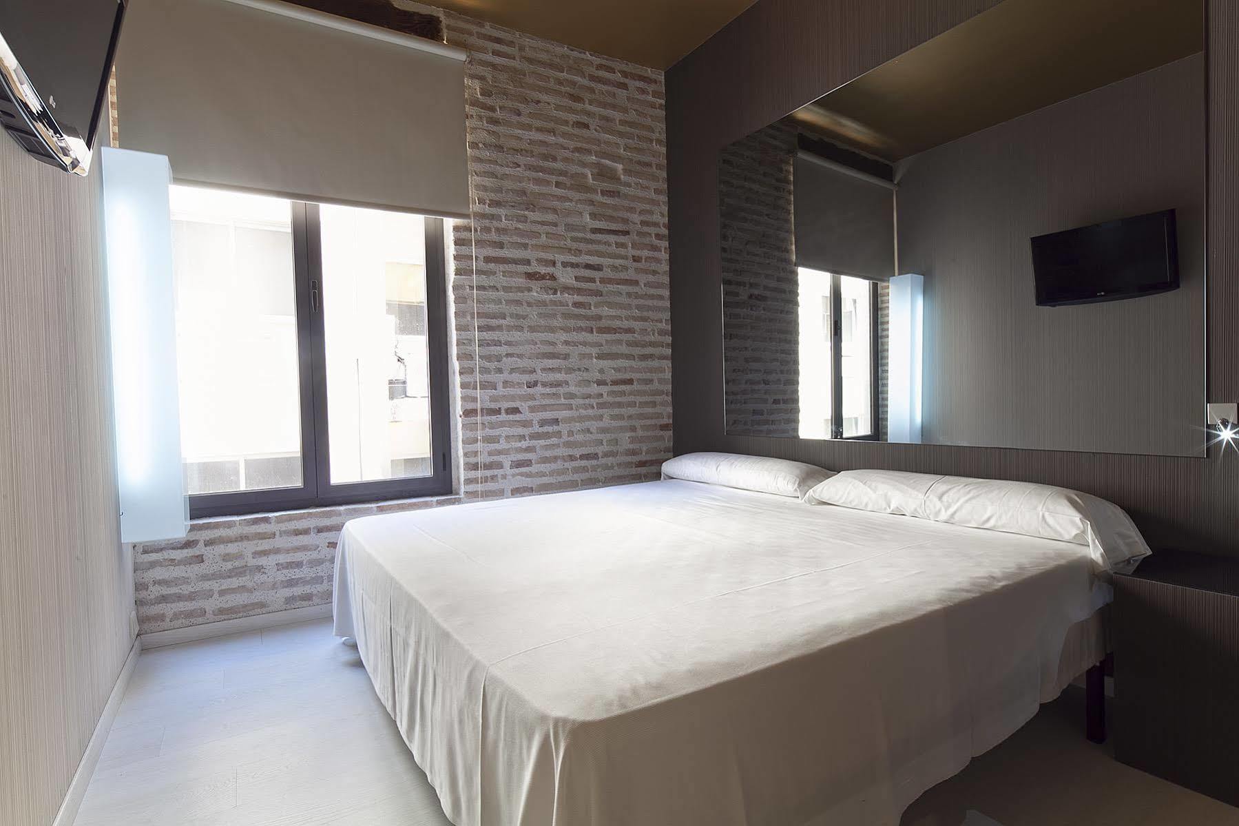 Cosy Rooms Embajador Valencia Ngoại thất bức ảnh