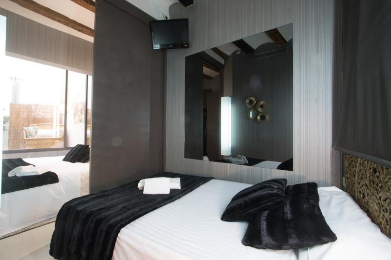 Cosy Rooms Embajador Valencia Ngoại thất bức ảnh